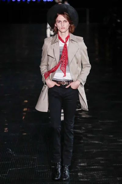 Look 34